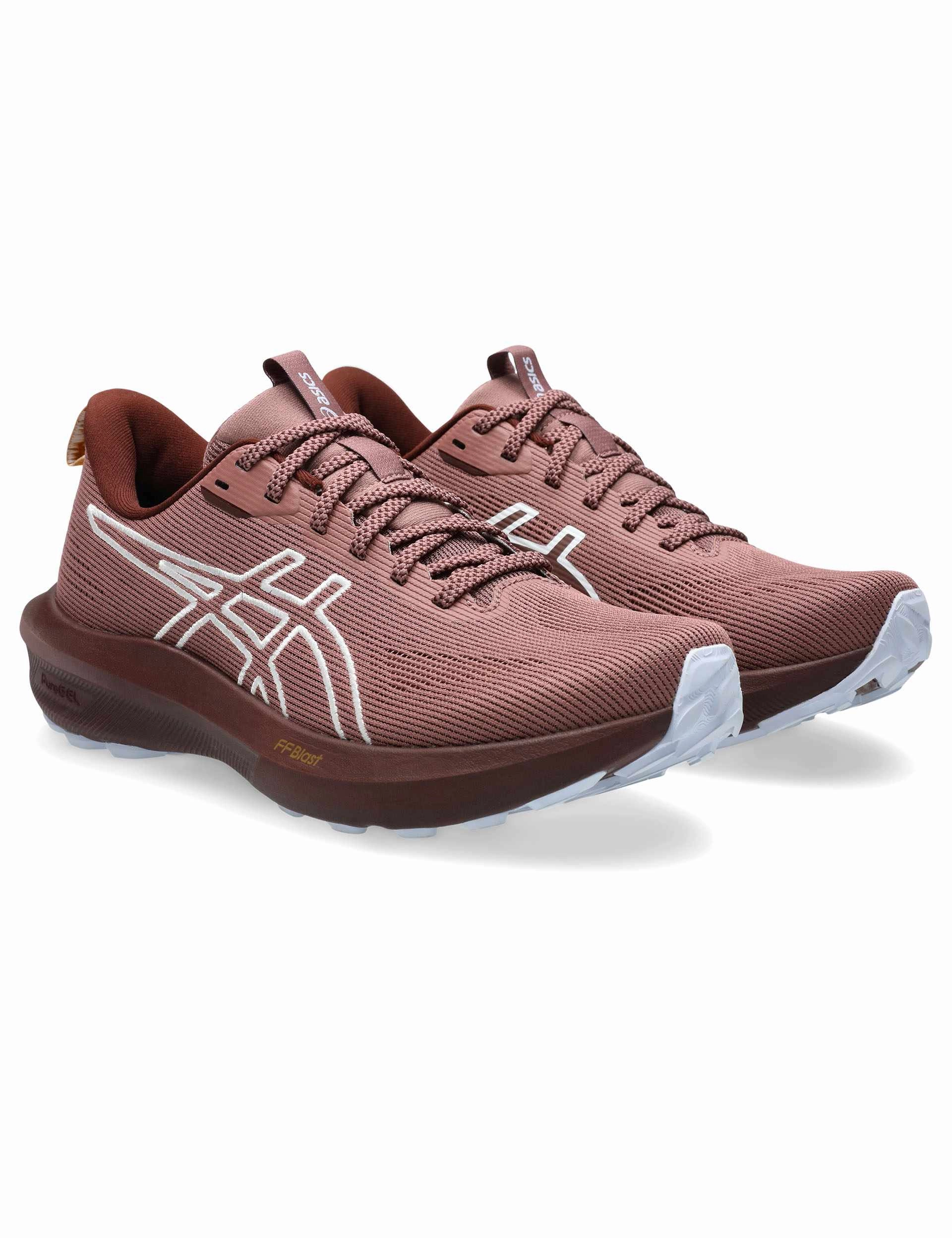 running for a way to stay ahead of the game GT-1000 14 TR - Nature Bathing/Rubble Red