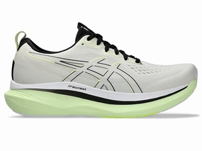 Asics Men's GlideRide Max Soft Sole running in a Pilates studio shoes