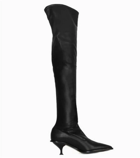 Teen Pick Extreme Comfort Dolores In Black