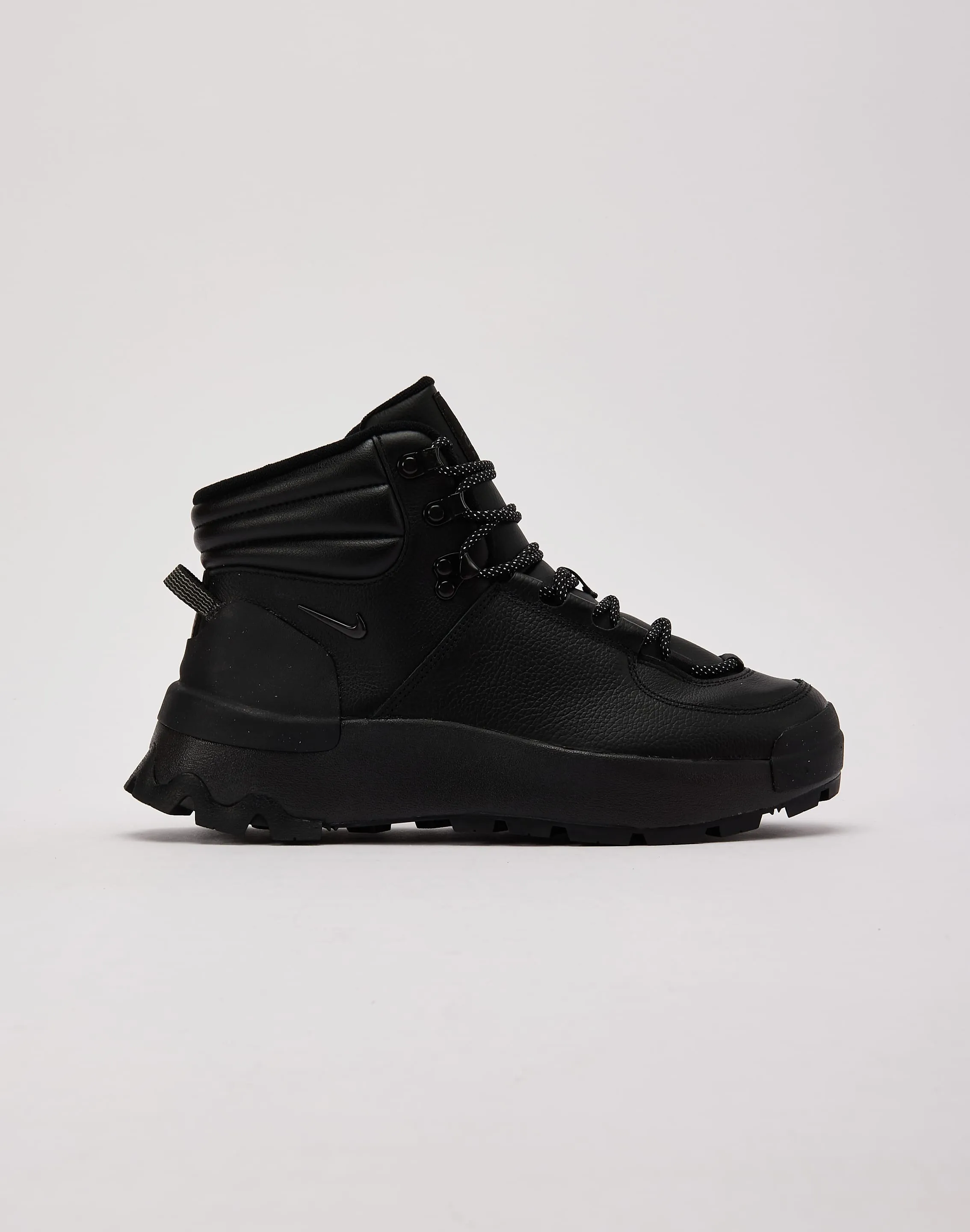 Nike City Classic Premium Waterproof Boots Eco Material Rural Traveler
