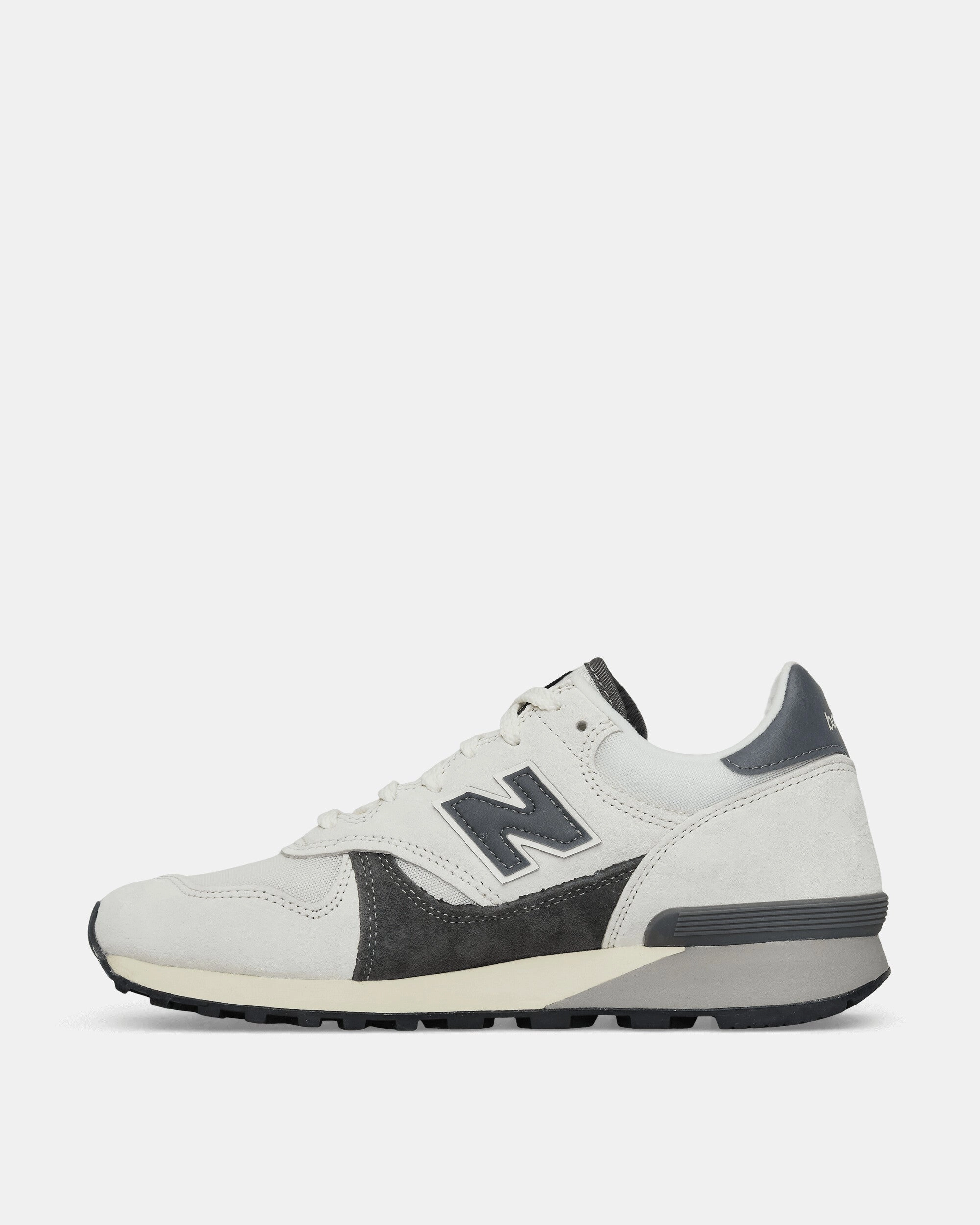475 Sneakers Sea Salt / Castlerock Trend Wear Daily Movement