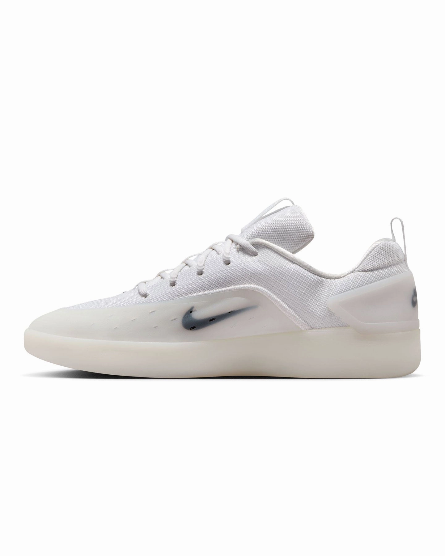 workout shoes Nike SB Nyjah 4 - White / Black - White