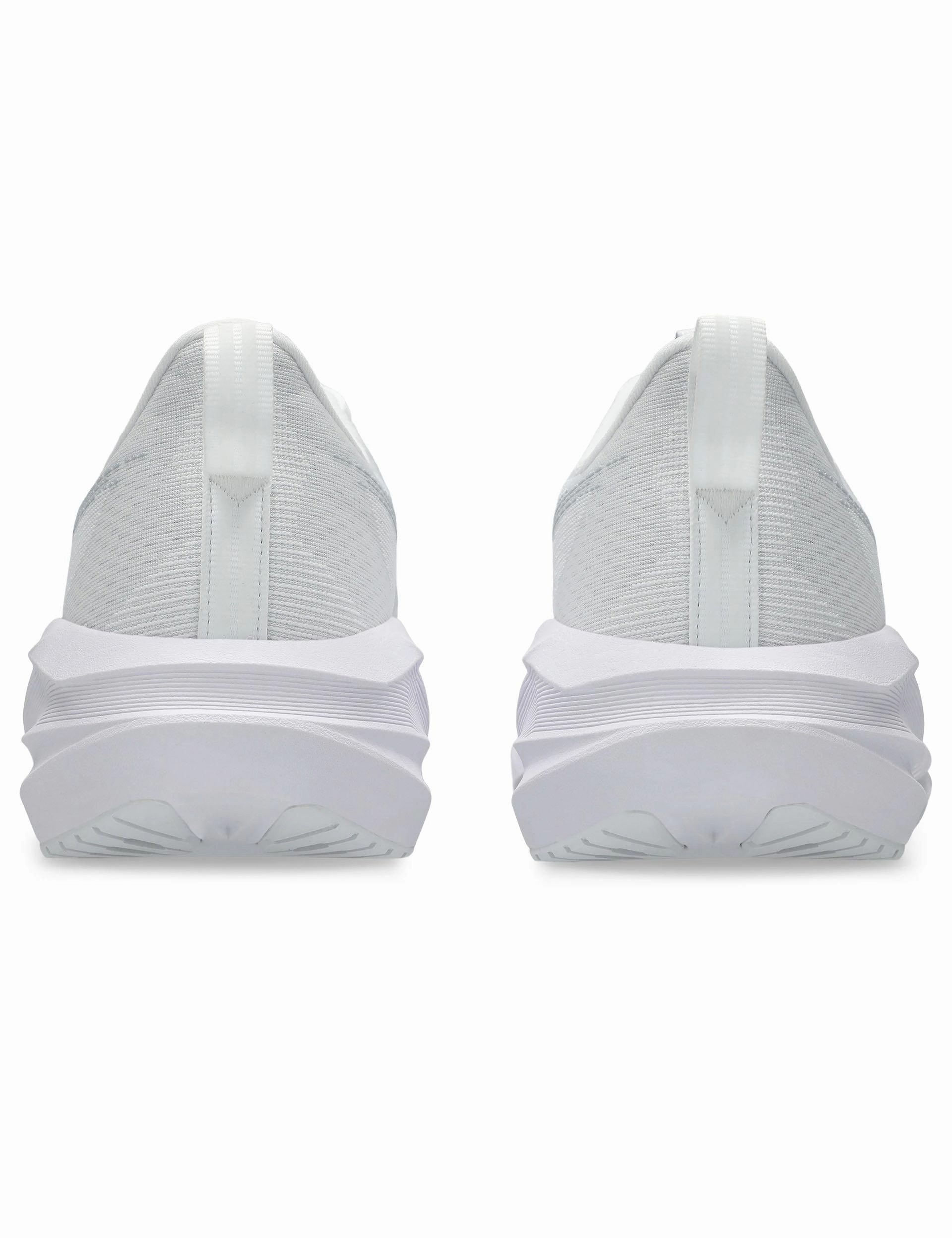 Light - On - Feet Performance - proven Novablast 5 - White/Piedmont Grey