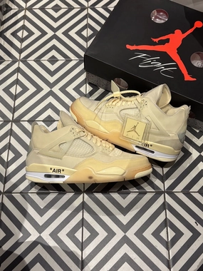 Jordan 4 Off-White Sail (Taille 44,5) City Walk