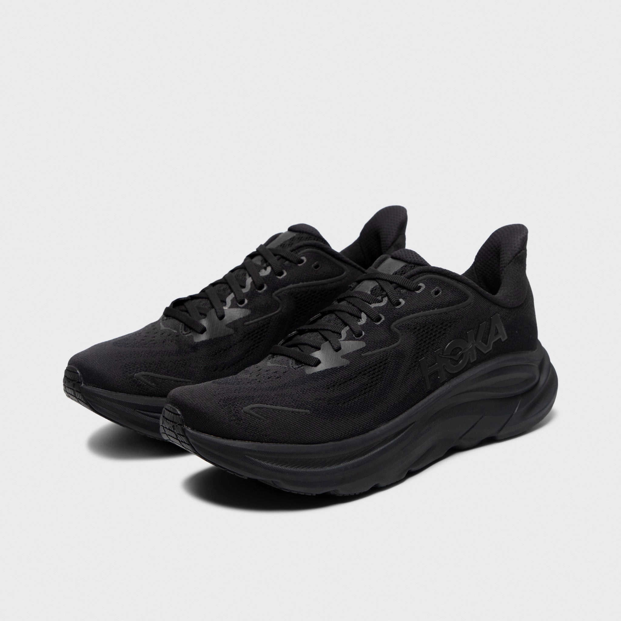 Roll Hike Skip Step Hoka Clifton 10 Black / Black