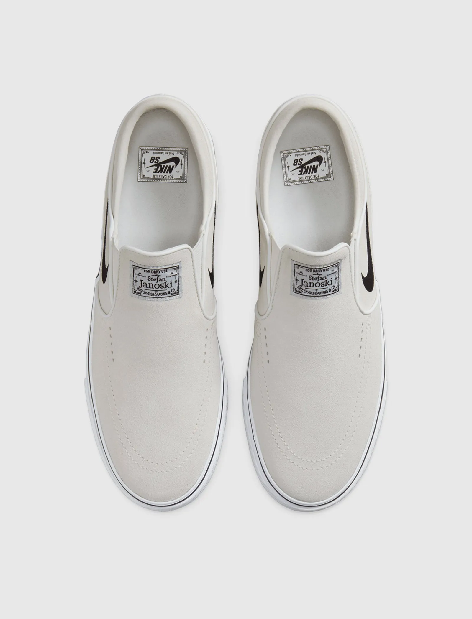 Hero Edge Memory Foam Casual Wear SB JANOSKI  SLIP "WHITE/BLACK"