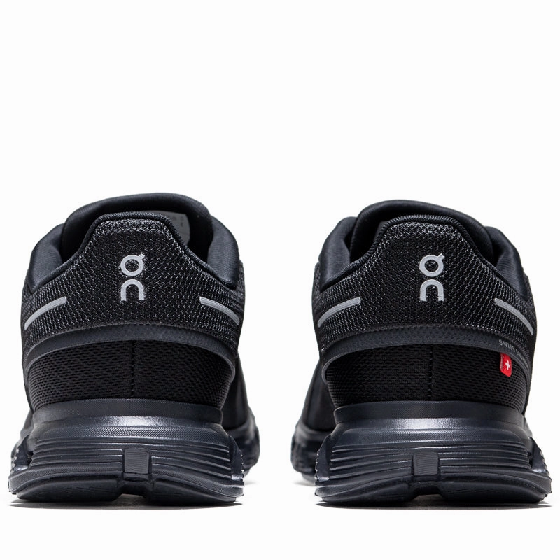 straight - last shoes amateur design On Cloud 6 - Black/Black