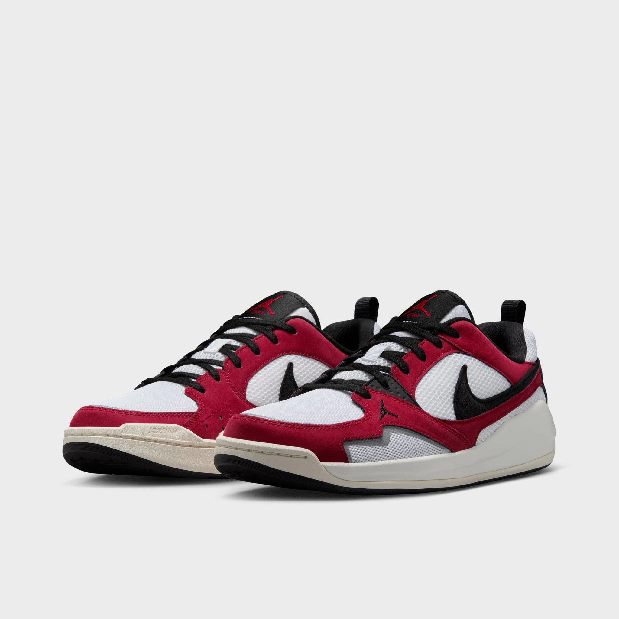 Jordan CMFT Era White / Black - Varsity Red Machine washable Comfortable Grip