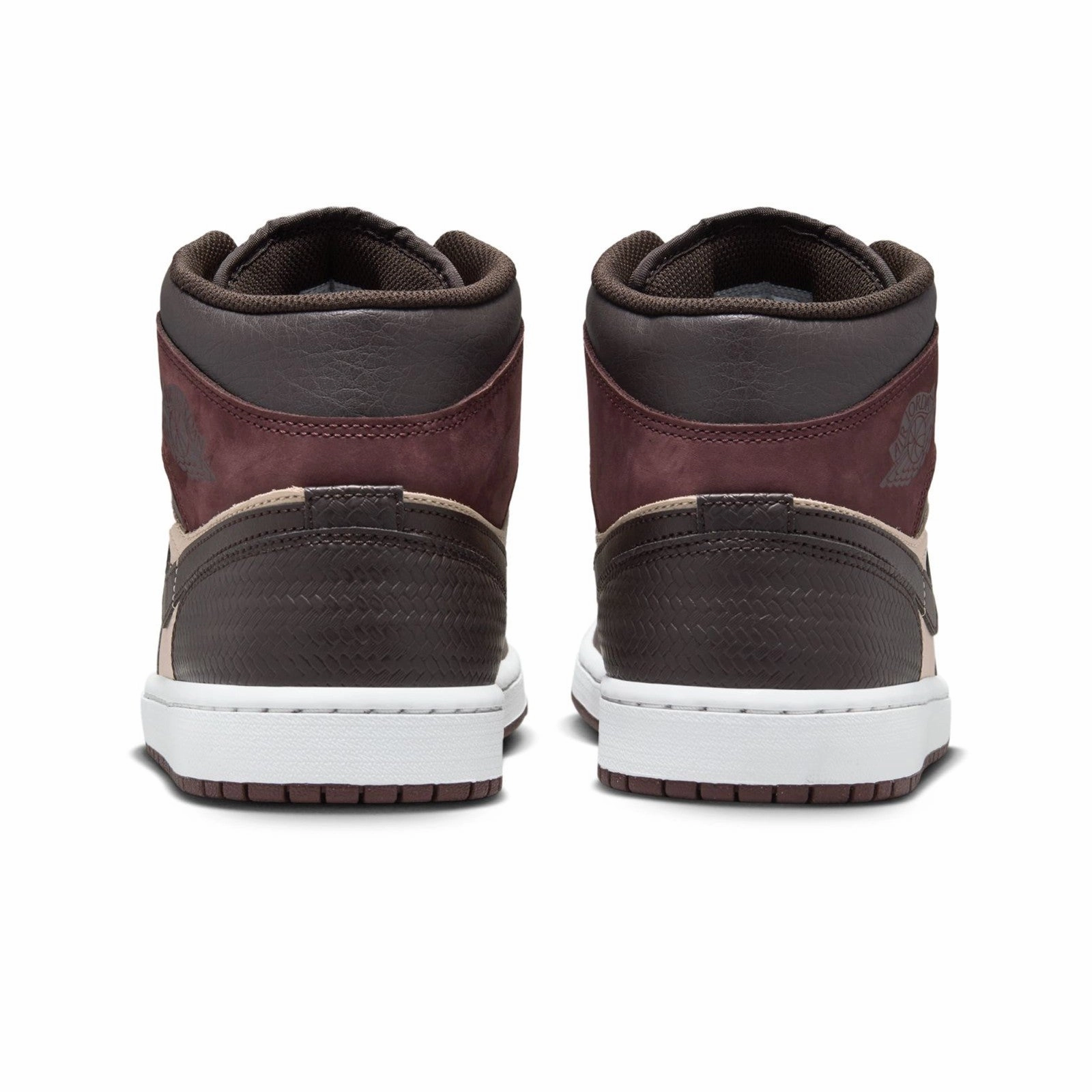 Air Jordan 1 Mid SE FZ4359-200 Padded Ankle Support Dynamic Suspension