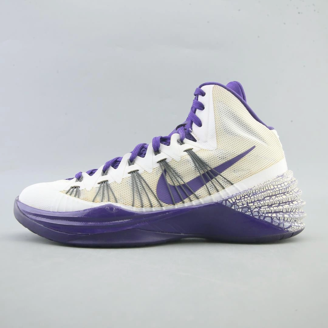 Aerodynamic Silhouette NIKE HYPERDUNK 2013