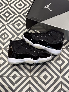 Jordan 11 Jubilee (Taille 42) Lace   Up