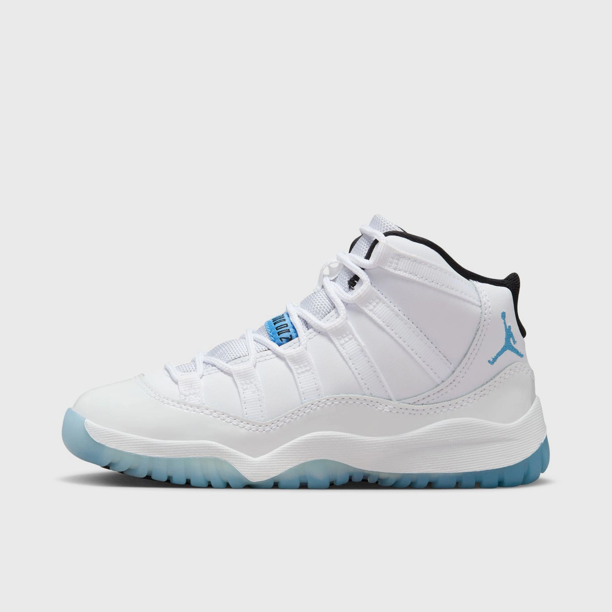 Smooth Pace Jordan 11 Retro PS White / Legend Blue - Black
