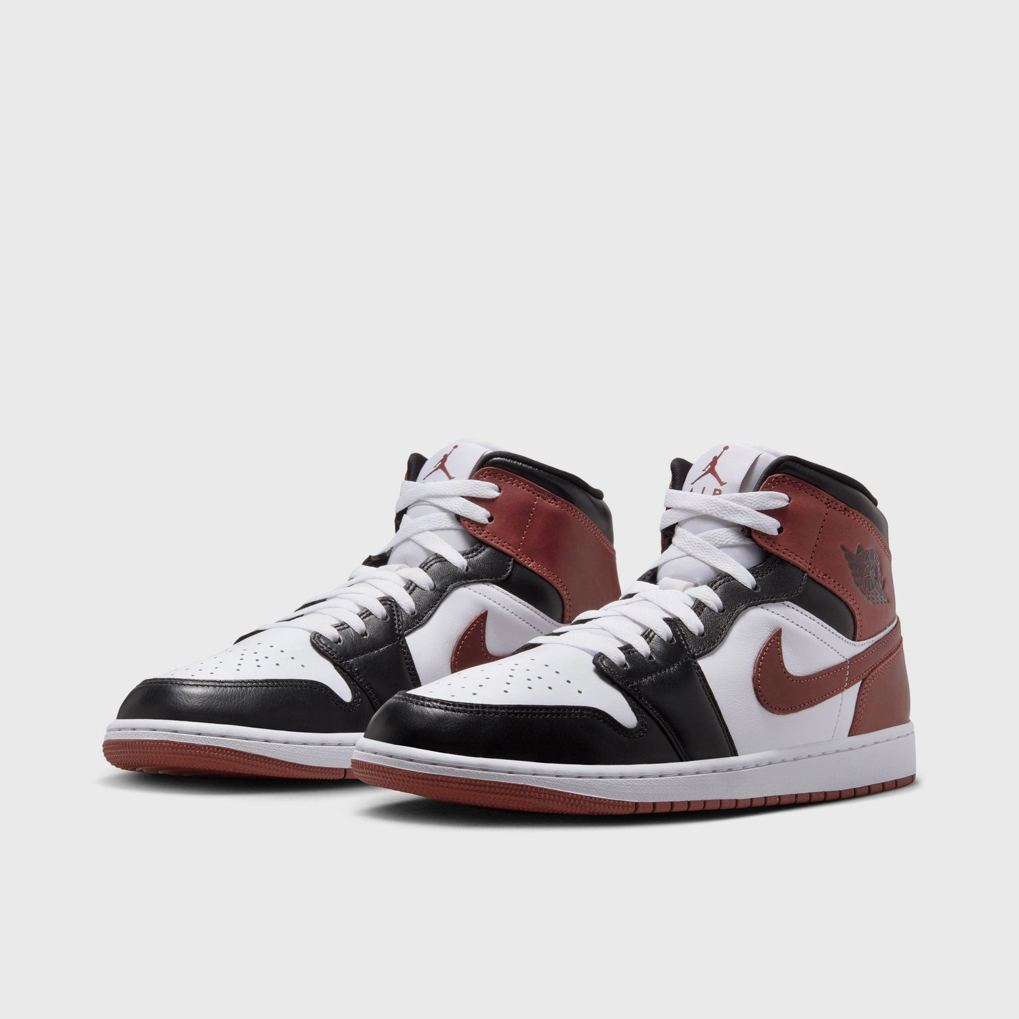 Low   Top Compression Mesh Panels Jordan 1 Mid SE White / Dark Pony - Black