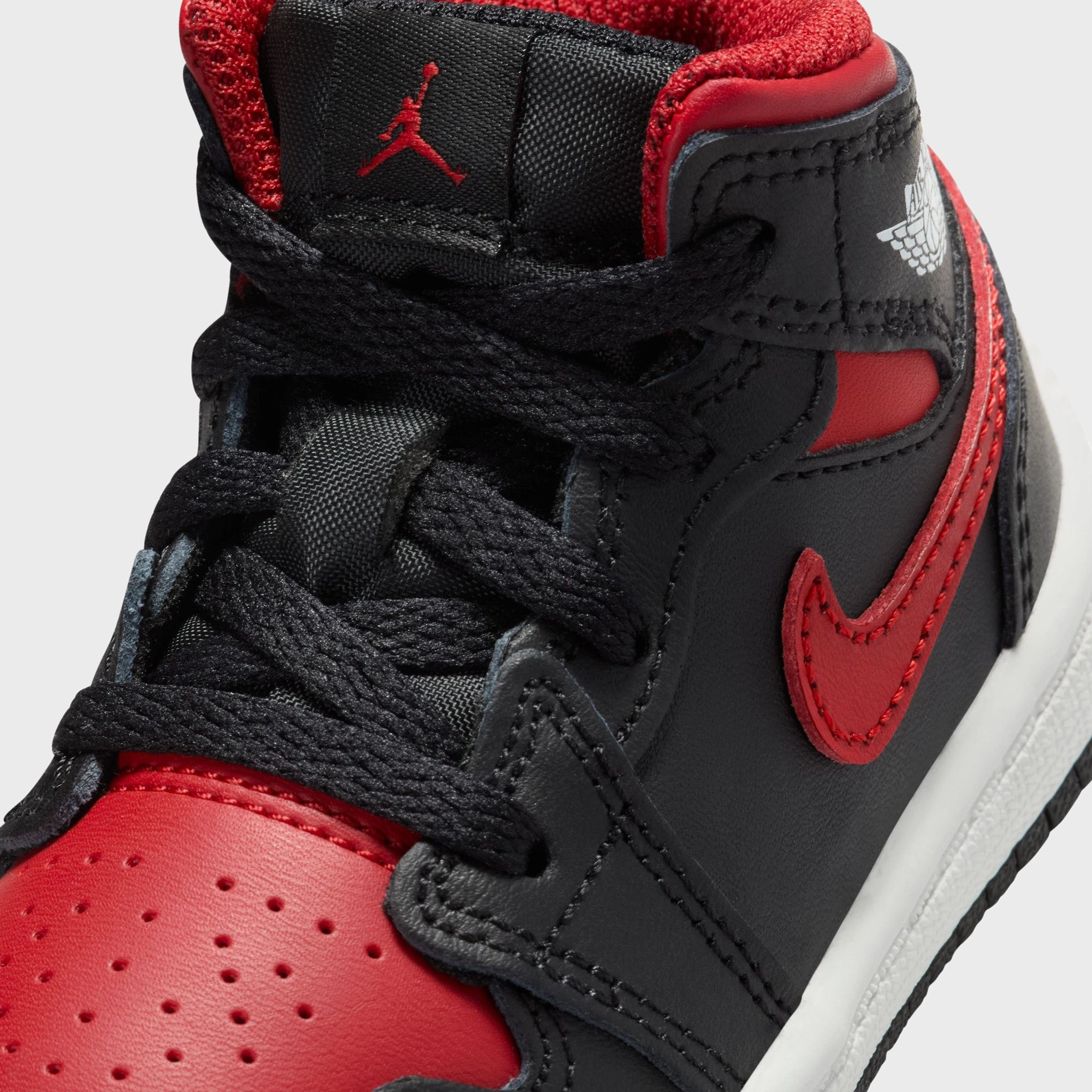 Lace   Up Jordan 1 Mid TD Black / Varsity Red - Summit White