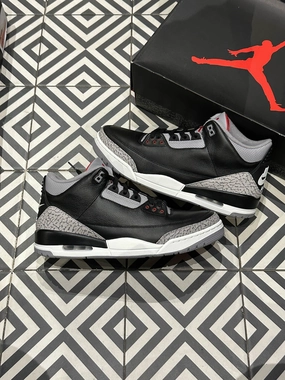Padded collar design HeelSupport Jordan 3 Black Cement (Taille 47,5)