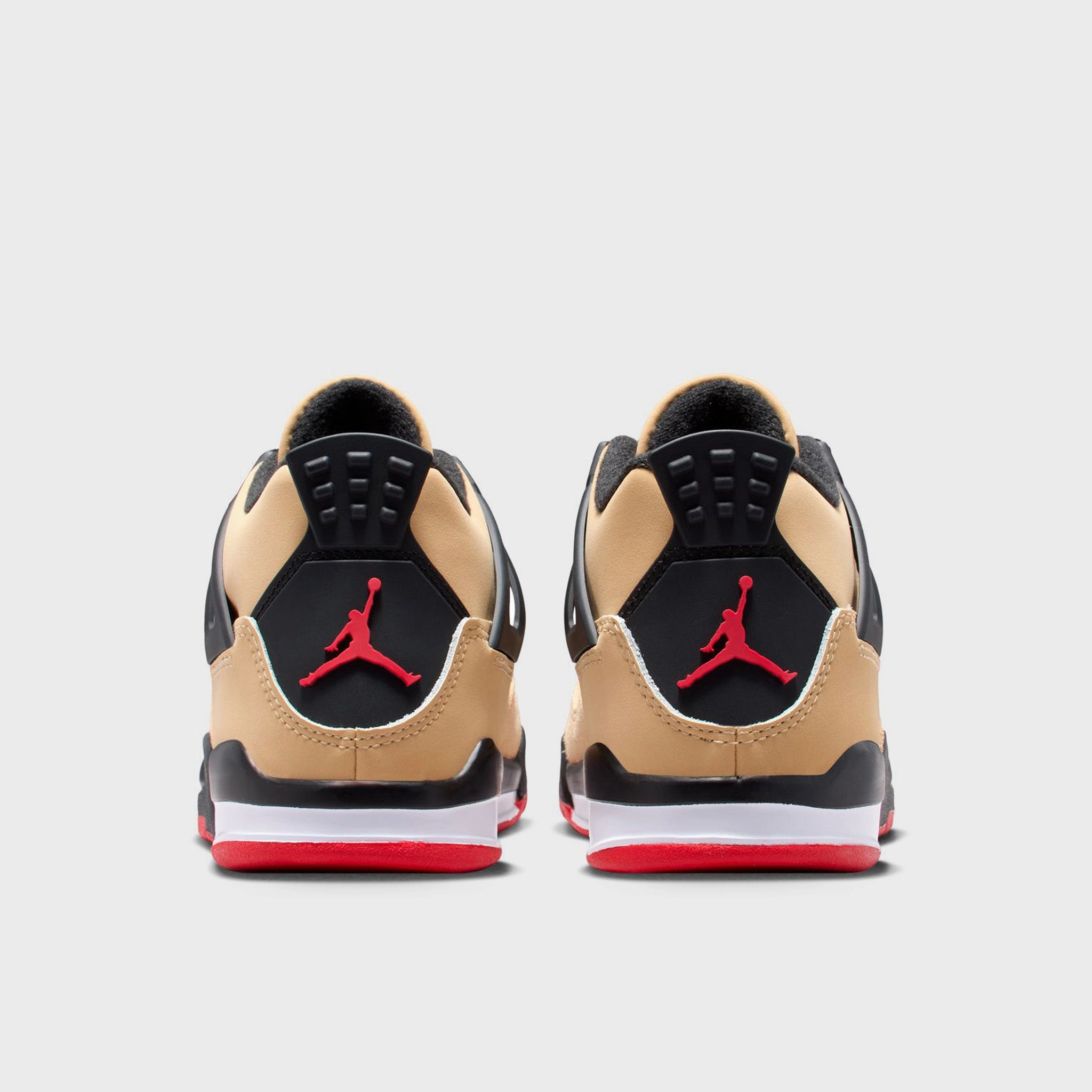 Jordan 4 Retro PS Fire Red / Starfish - Sesame Agility Driven Sole