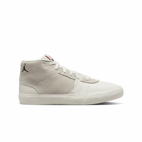 Traction pattern Jordan Series Mid DA8026-100