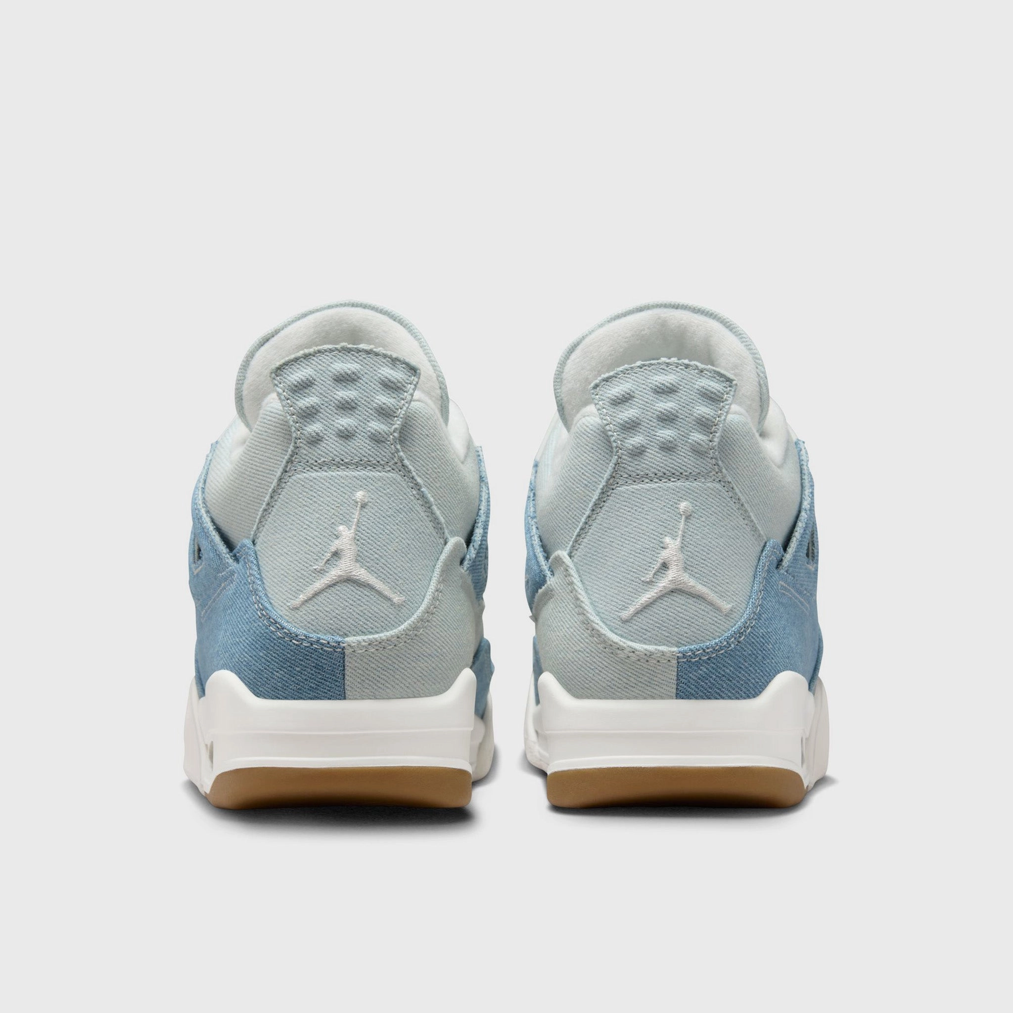 Foot Control Jordan Women's 4 Retro Sail / Gum Light Brown - Worn Denim