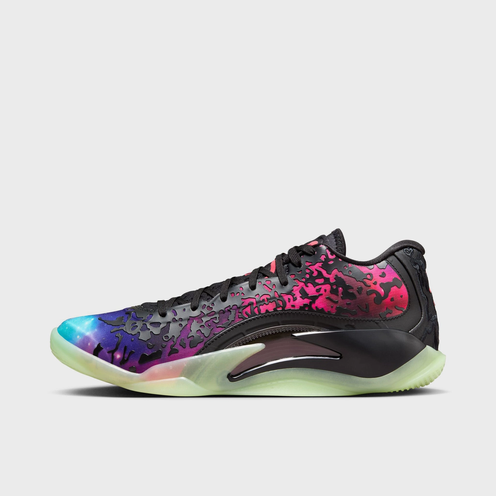 Jordan Zion 3 Black / Solar Red - Vivid Purple Lightweight Synthetic Upper Hyper Elastic Cushion