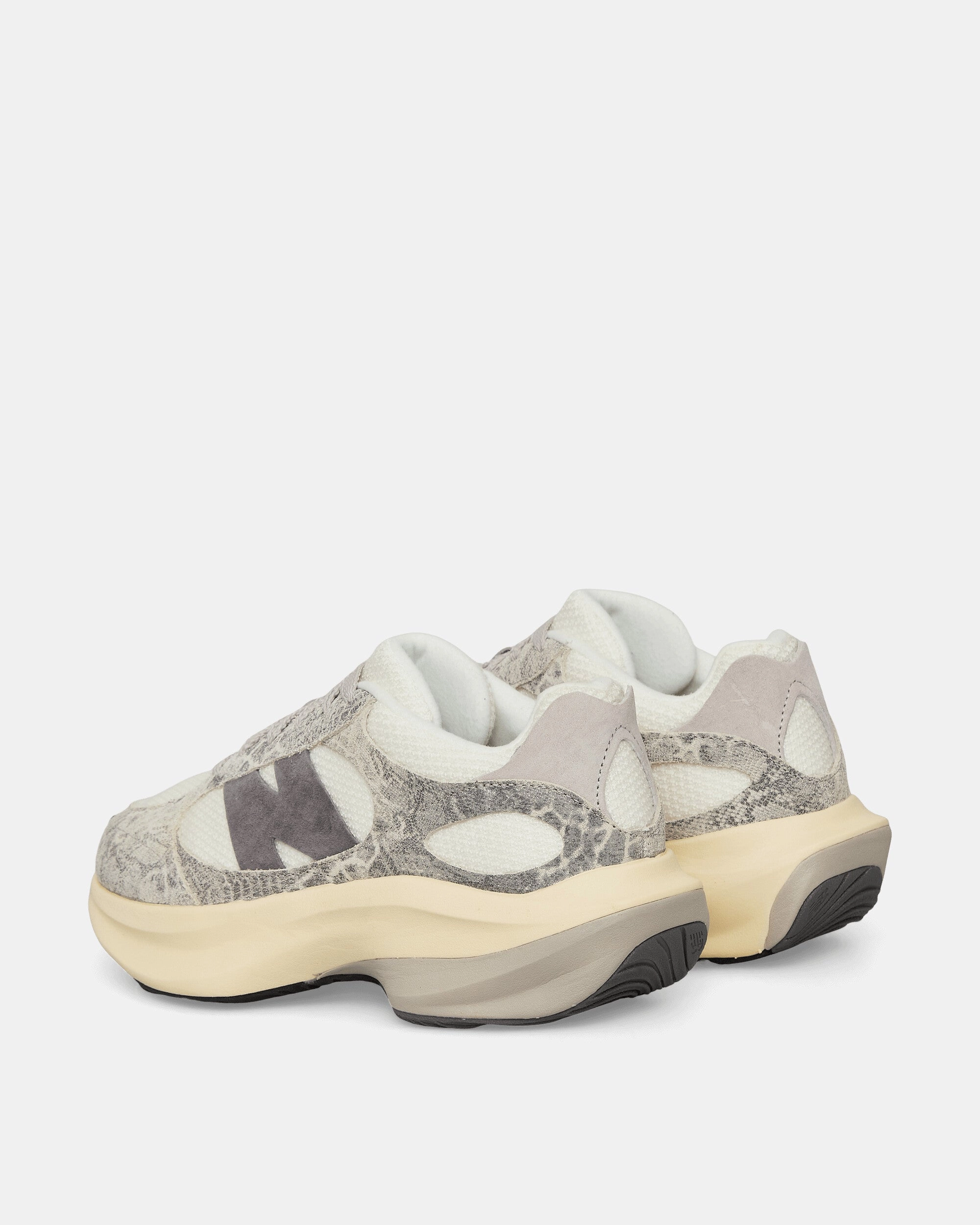 WRPD Runner Sneakers Sea Salt / Moonrock / Calcium Vibrant breathability