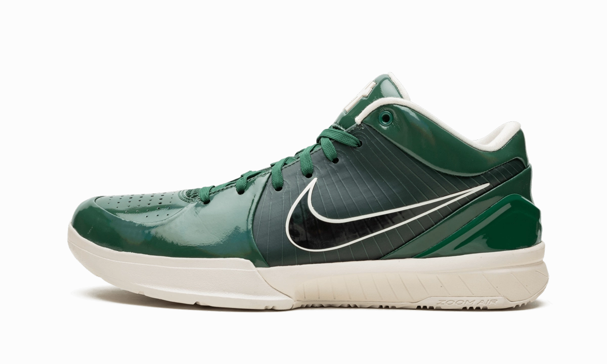 Kobe 4 Protro UNDFTD "Undefeated - Milwaukee Bucks" Rebound Pods