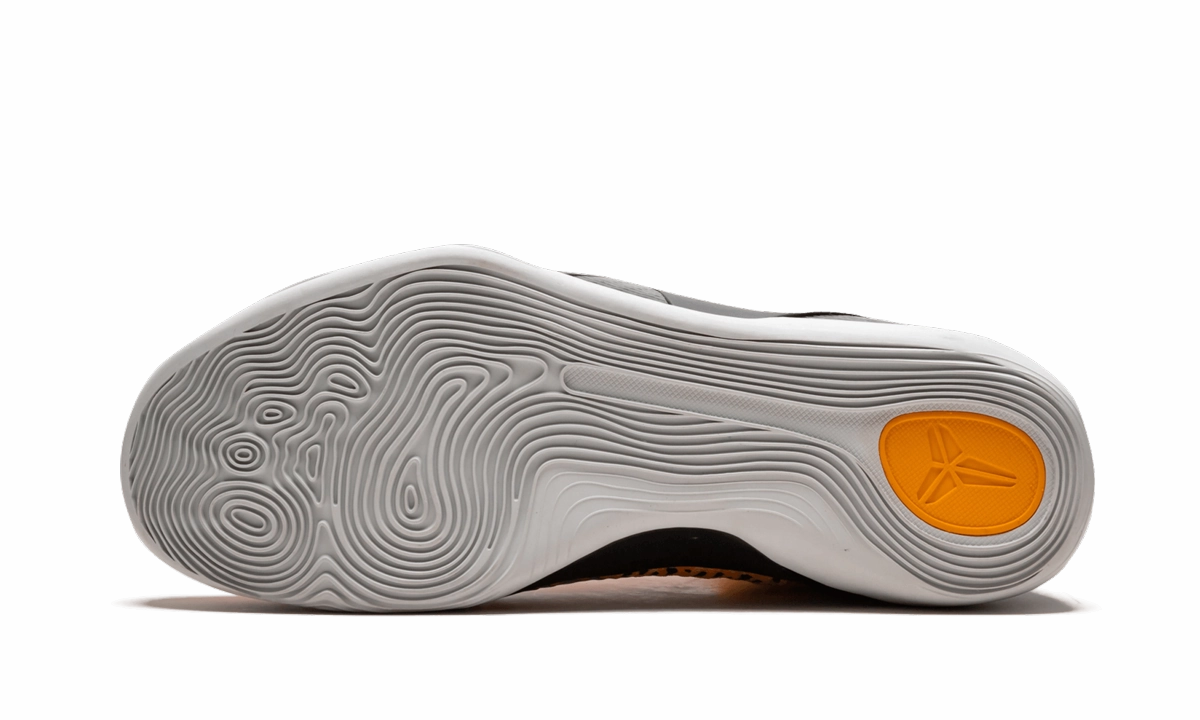Kobe 9 Elite "Team" Lightweight Cushion