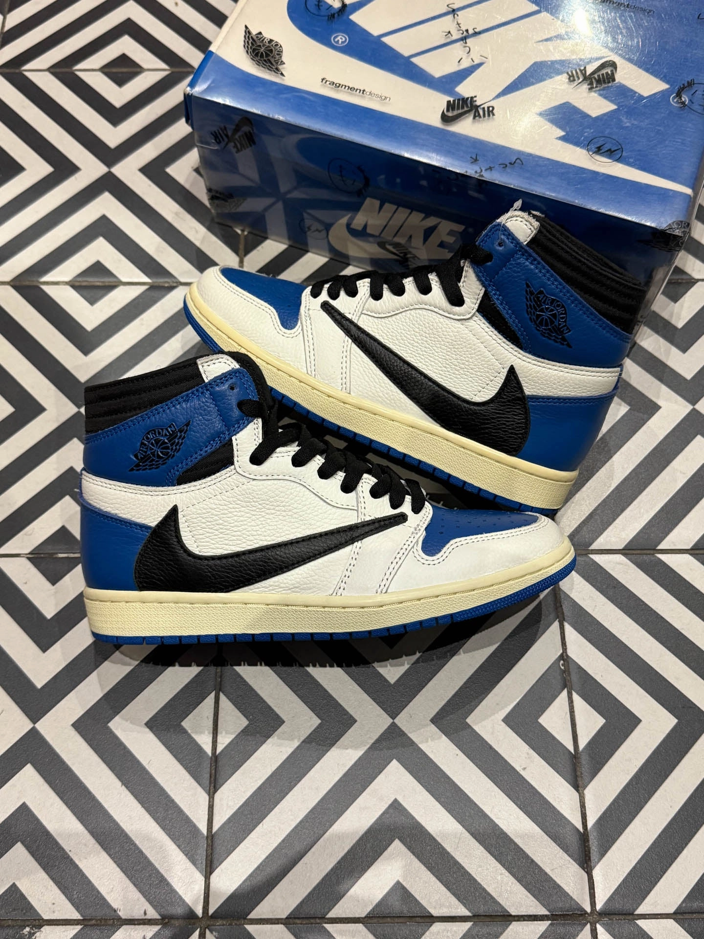 Heat dissipation Compression Spring System Jordan 1 High Travis Scott Fragment (Taille 39)