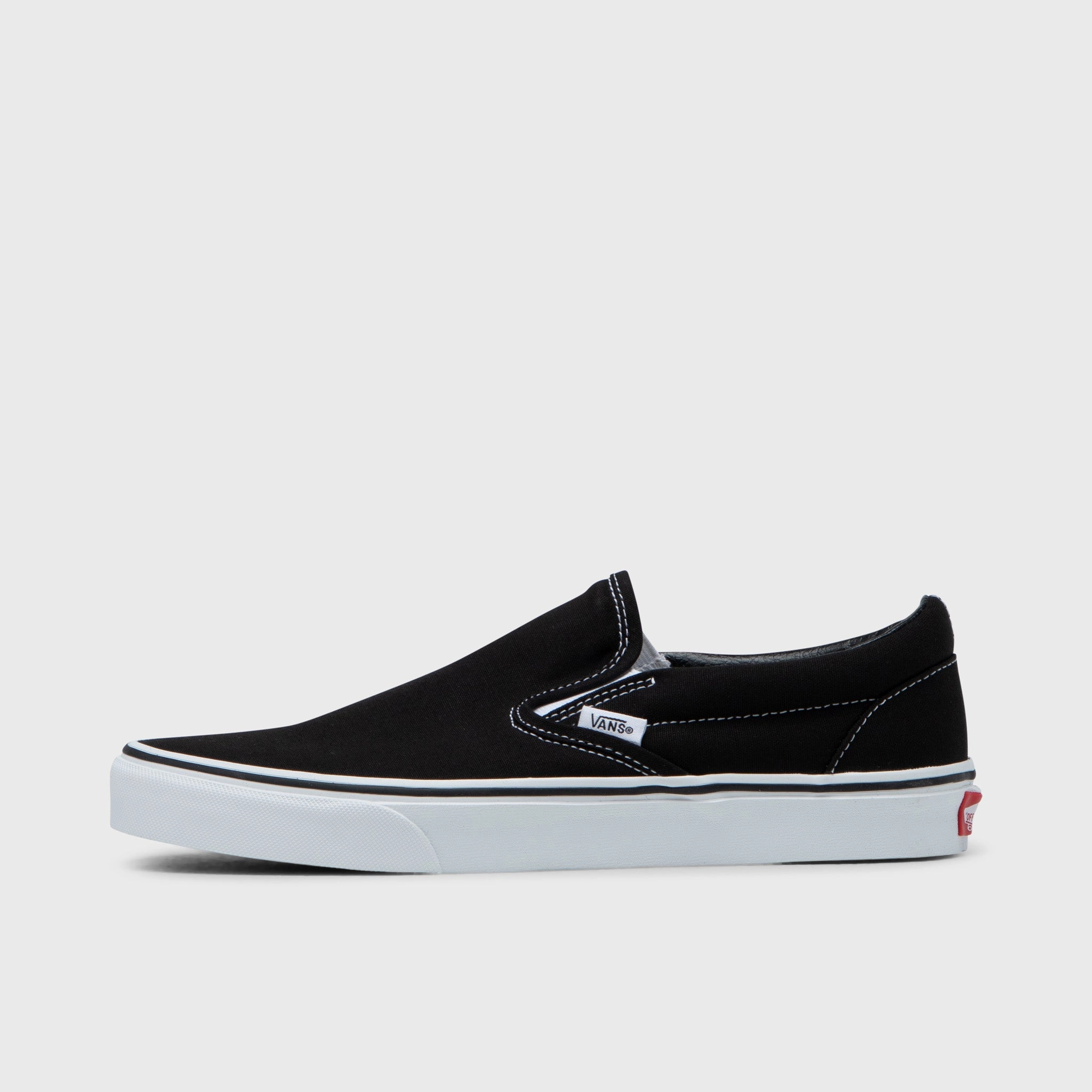 Vans Classic Slip-On / Black Easy Fit Shoes