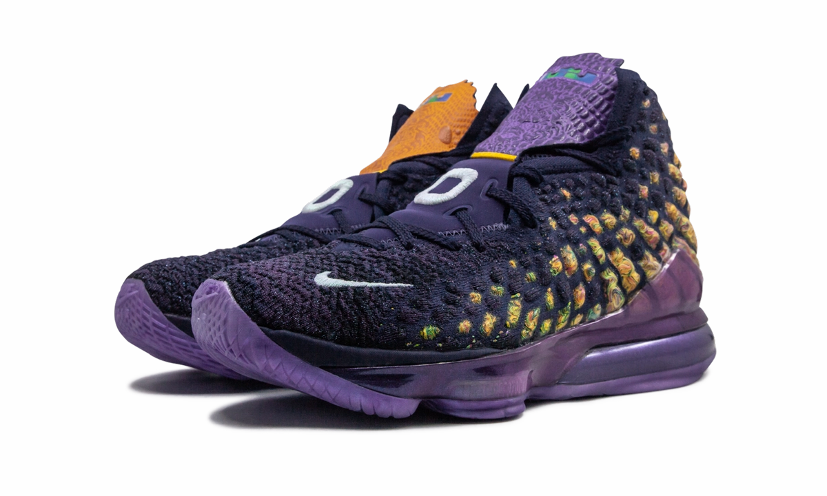 LeBron 17 AS "Monstars" Stability Control Mechanism Outdoor Traction