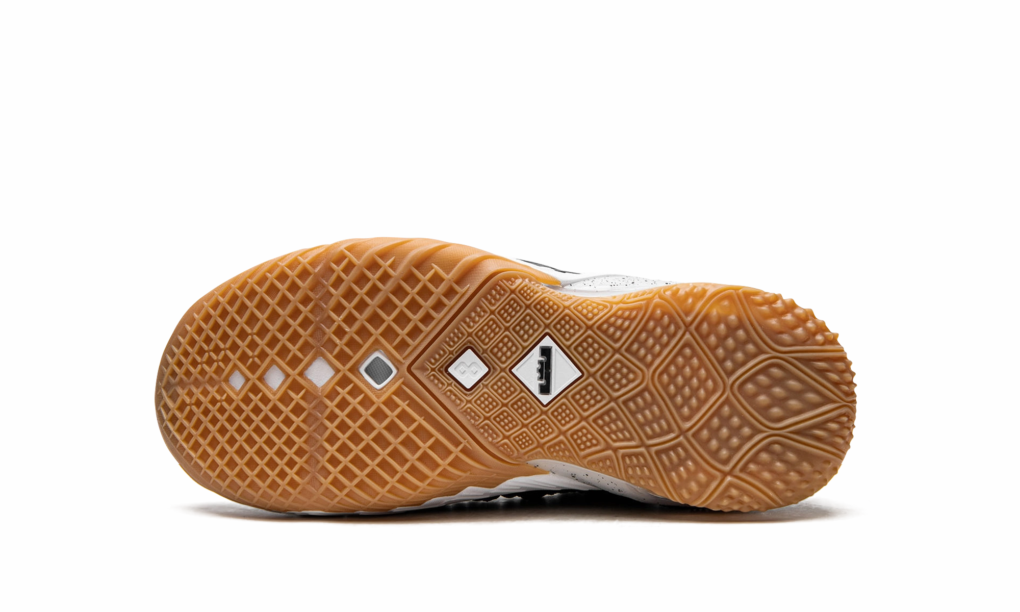 LeBron 18 GS Traction Support Responsive Ride Technology