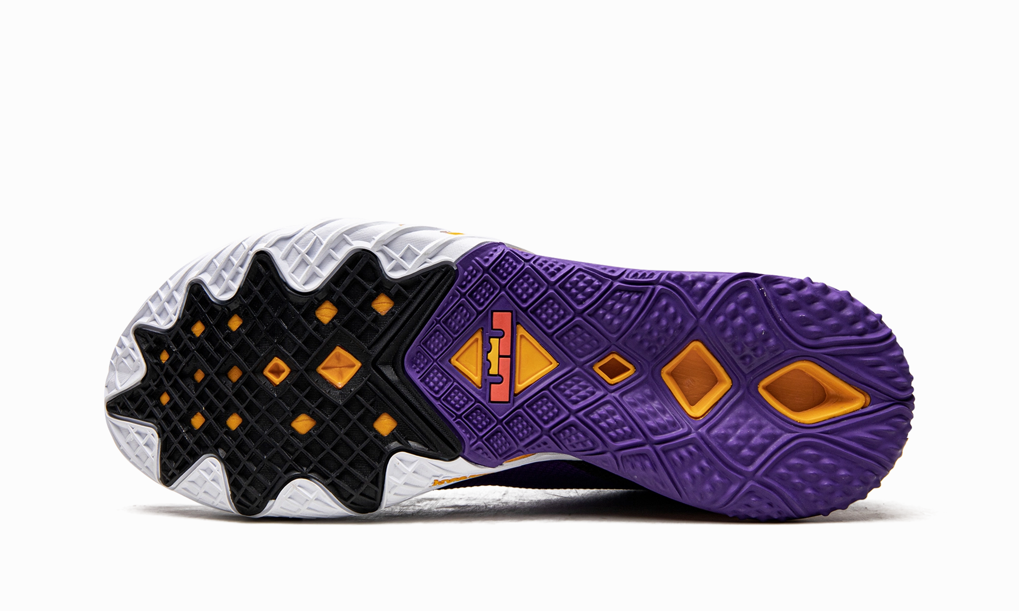 Tear Resistant Material Gel Cushioning LeBron 18 Low "ACG"