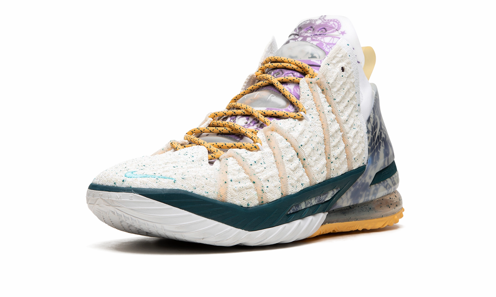LeBron 18 "Reflections Flip" running use Arch Reinforcement