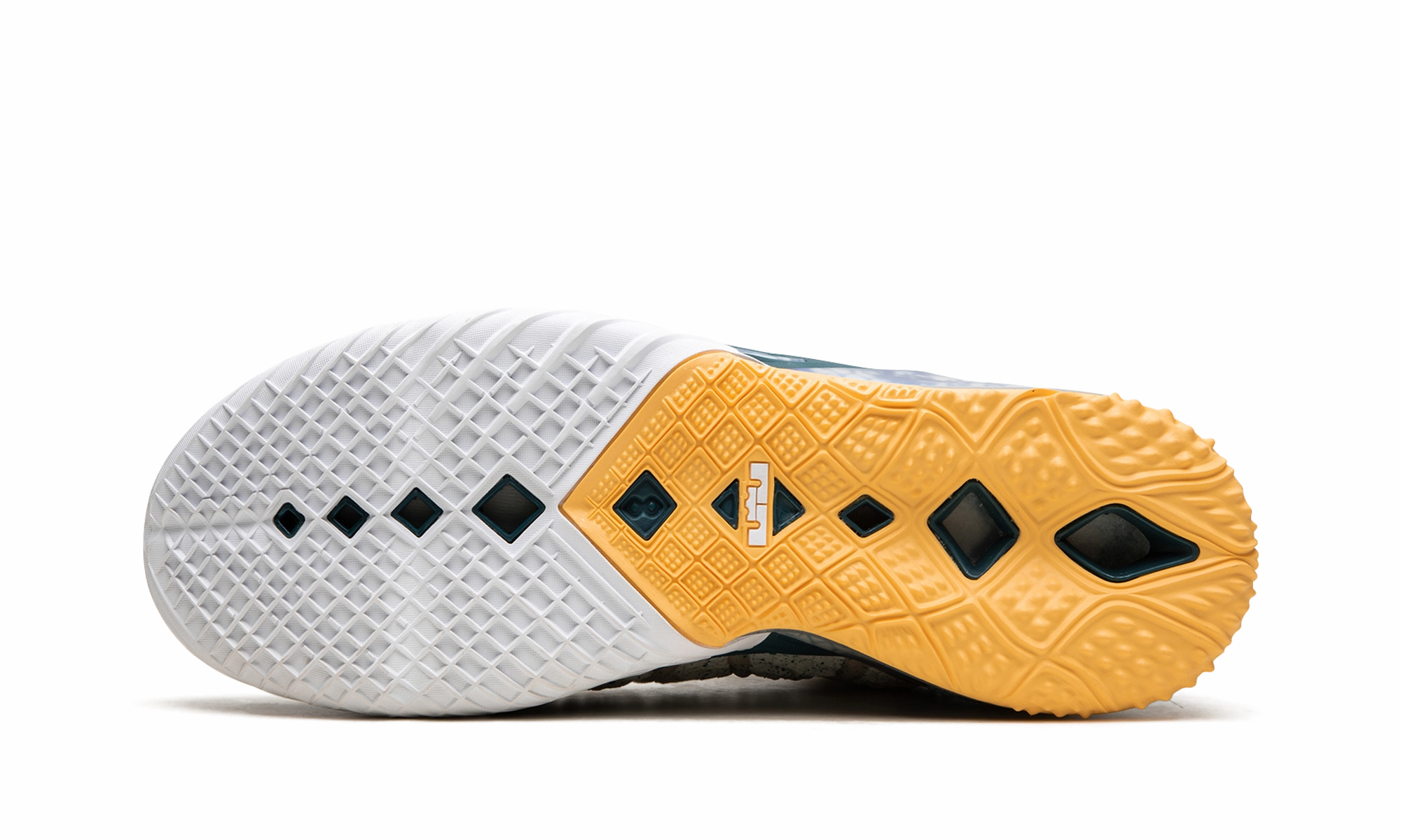 LeBron 18 "Reflections Flip" Stability Grip