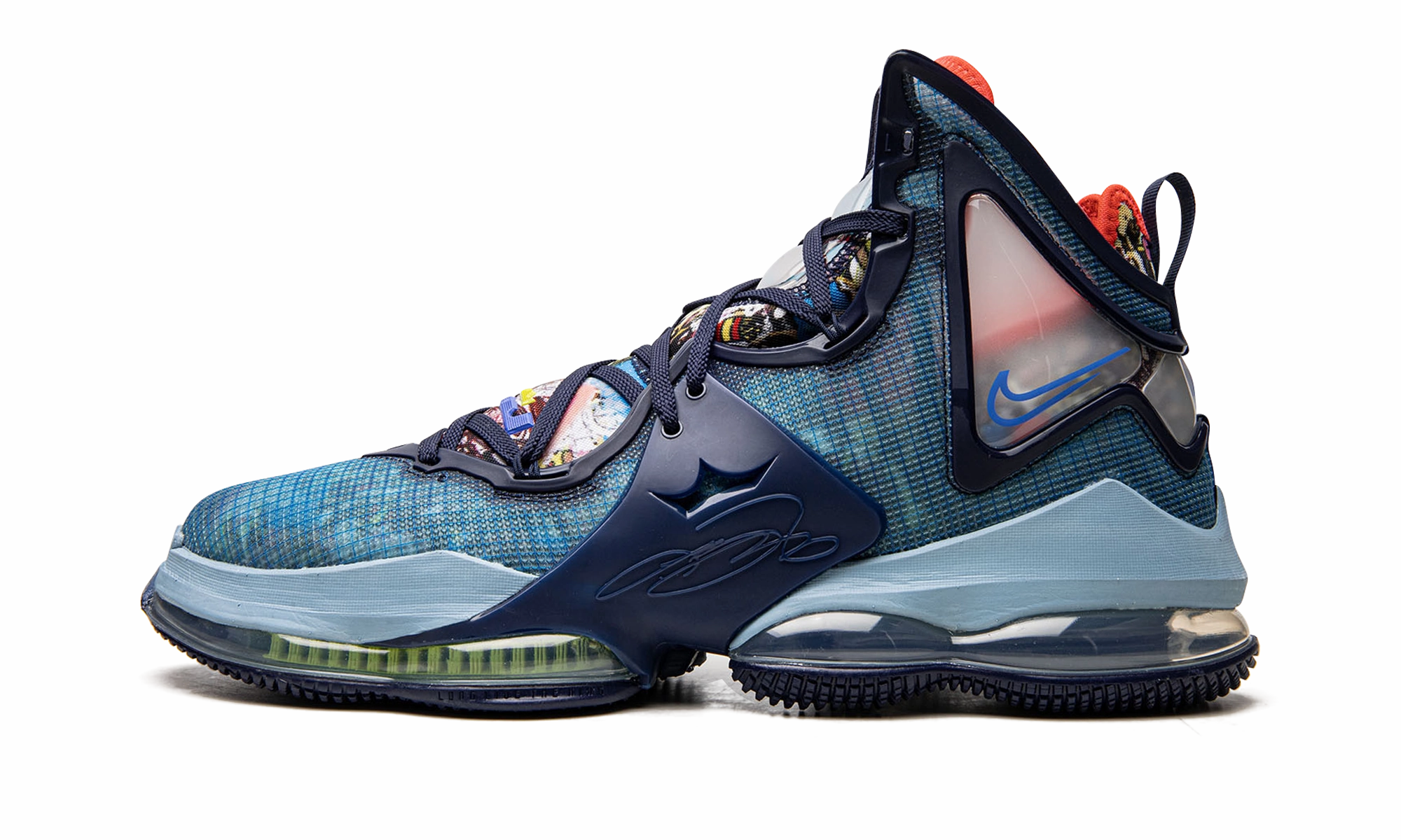 Smooth Drive LeBron 19 "Fast Food"