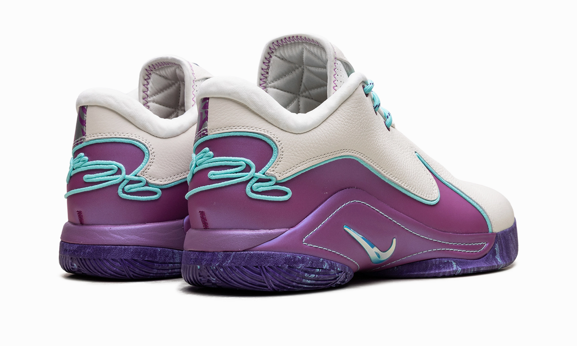 Durable Midsole LeBron 22 "Frozen Grapes"