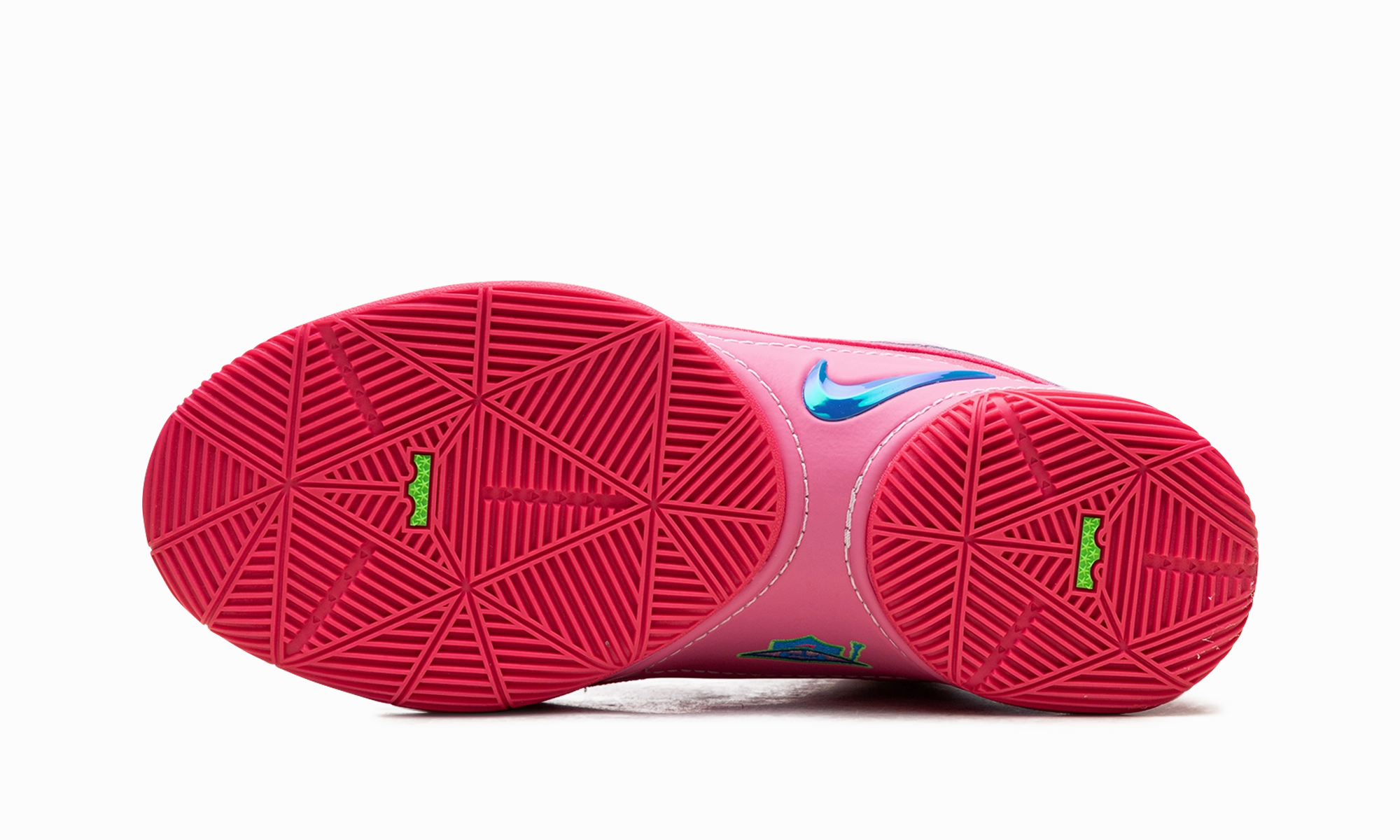 Breathable Airflow Channels LeBron 22 "I Promise"