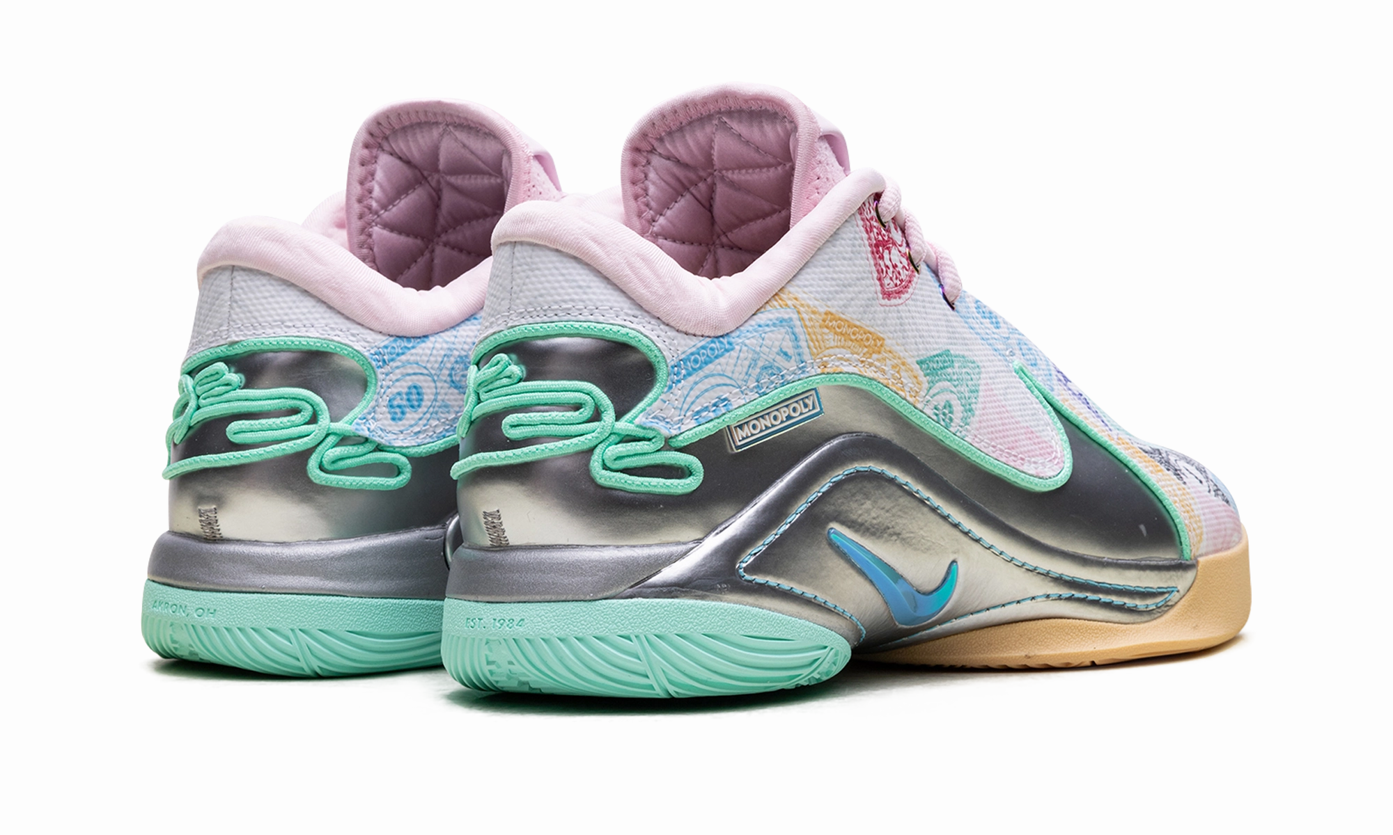 LeBron 22 "Monopoly" Vertical Cushion Pods