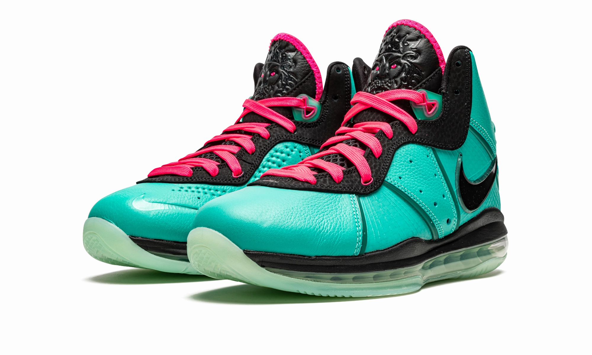 Wide Forefoot Design Lebron 8 "South Beach 2021"