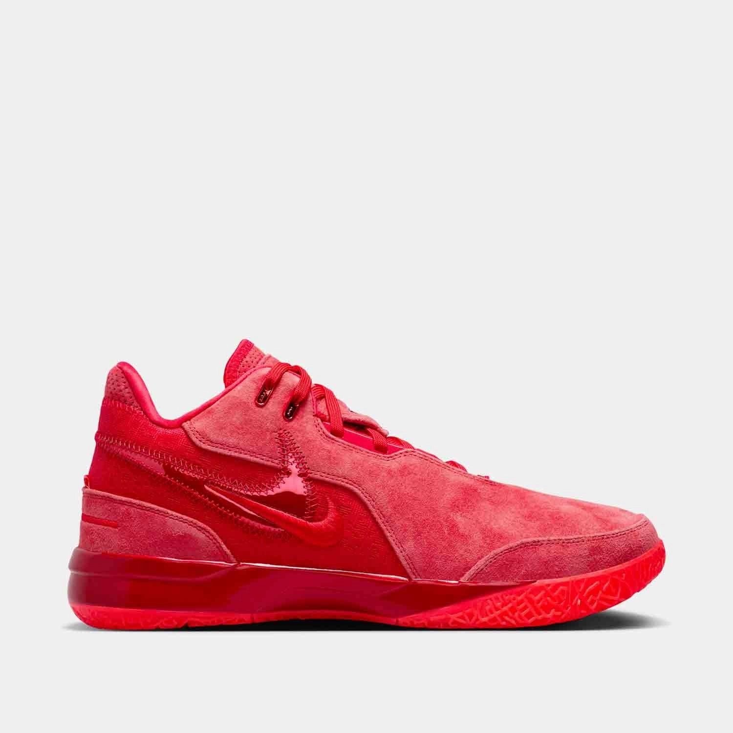 Casual Look LeBron NXXT Gen AMPD