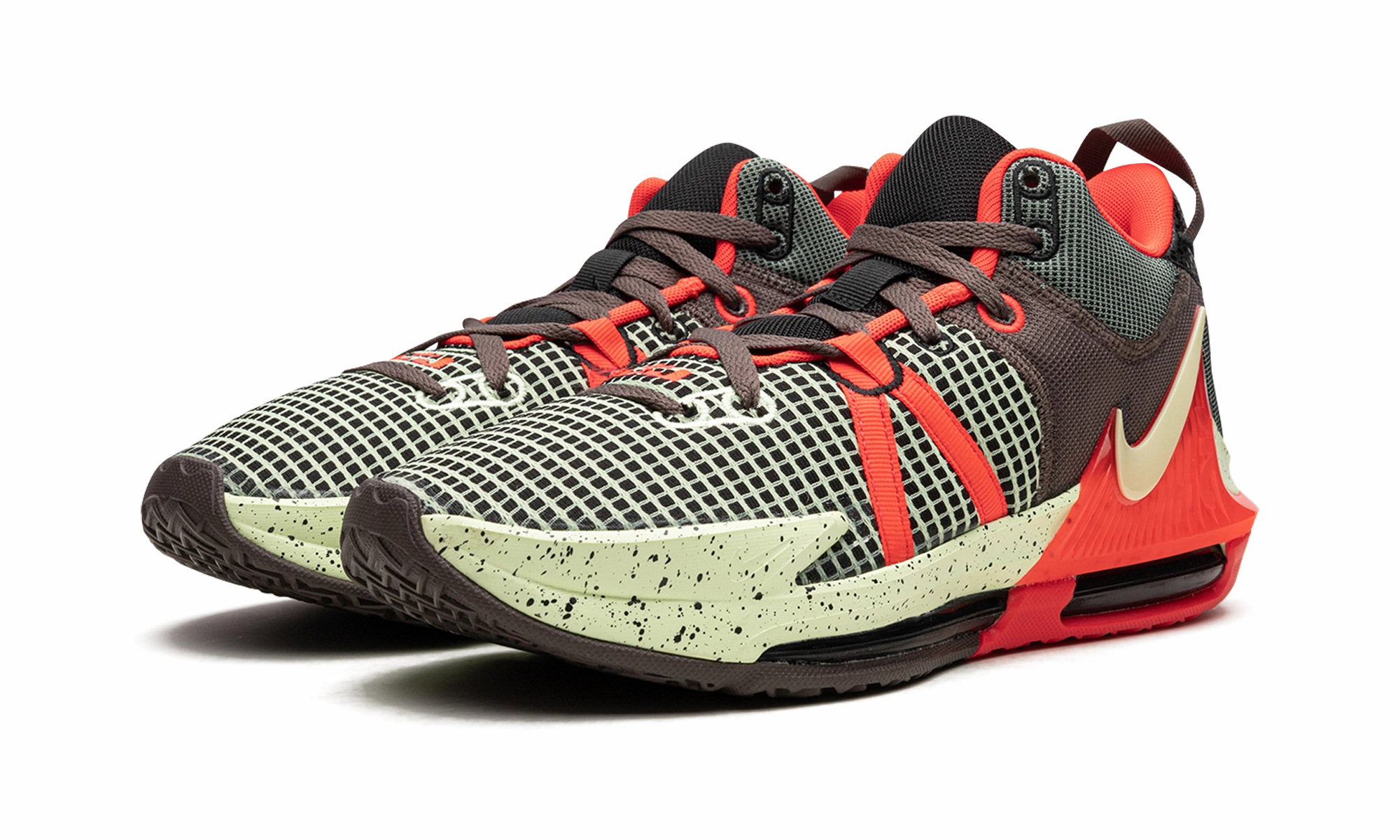 LeBron Witness VII "Alligator" Shock Absorption Layer