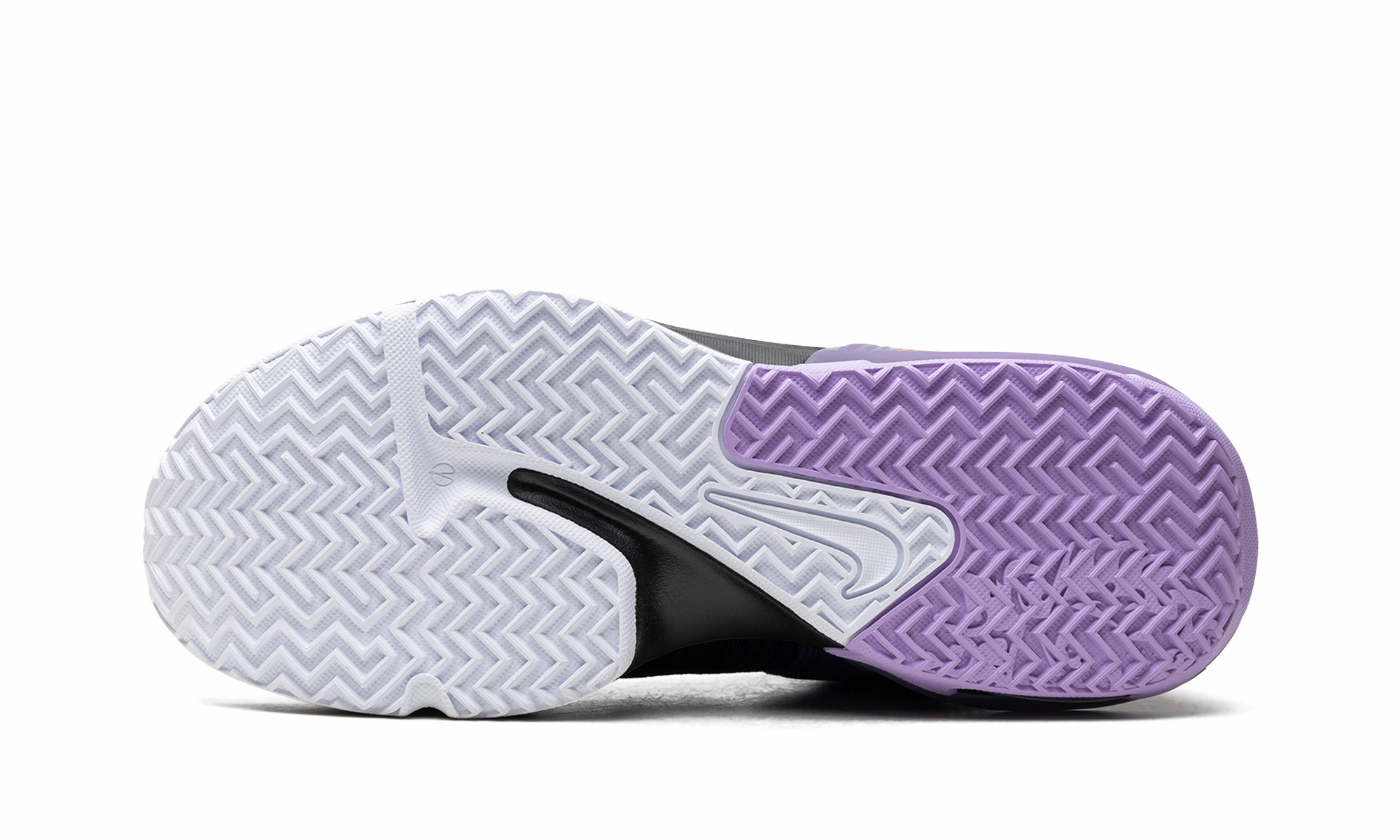LeBron Witness VII "Lakers" Heel lock Energy Return Design