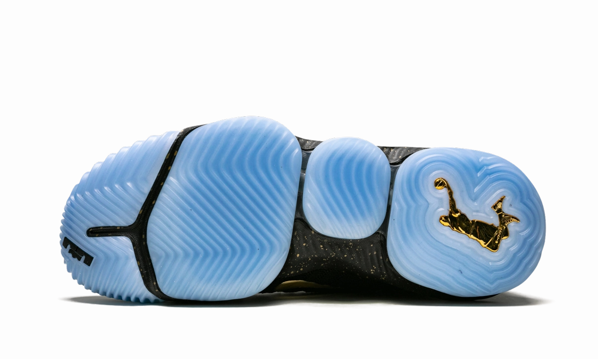 Adjustable lace Lebron XVI KC "Watch The Throne"