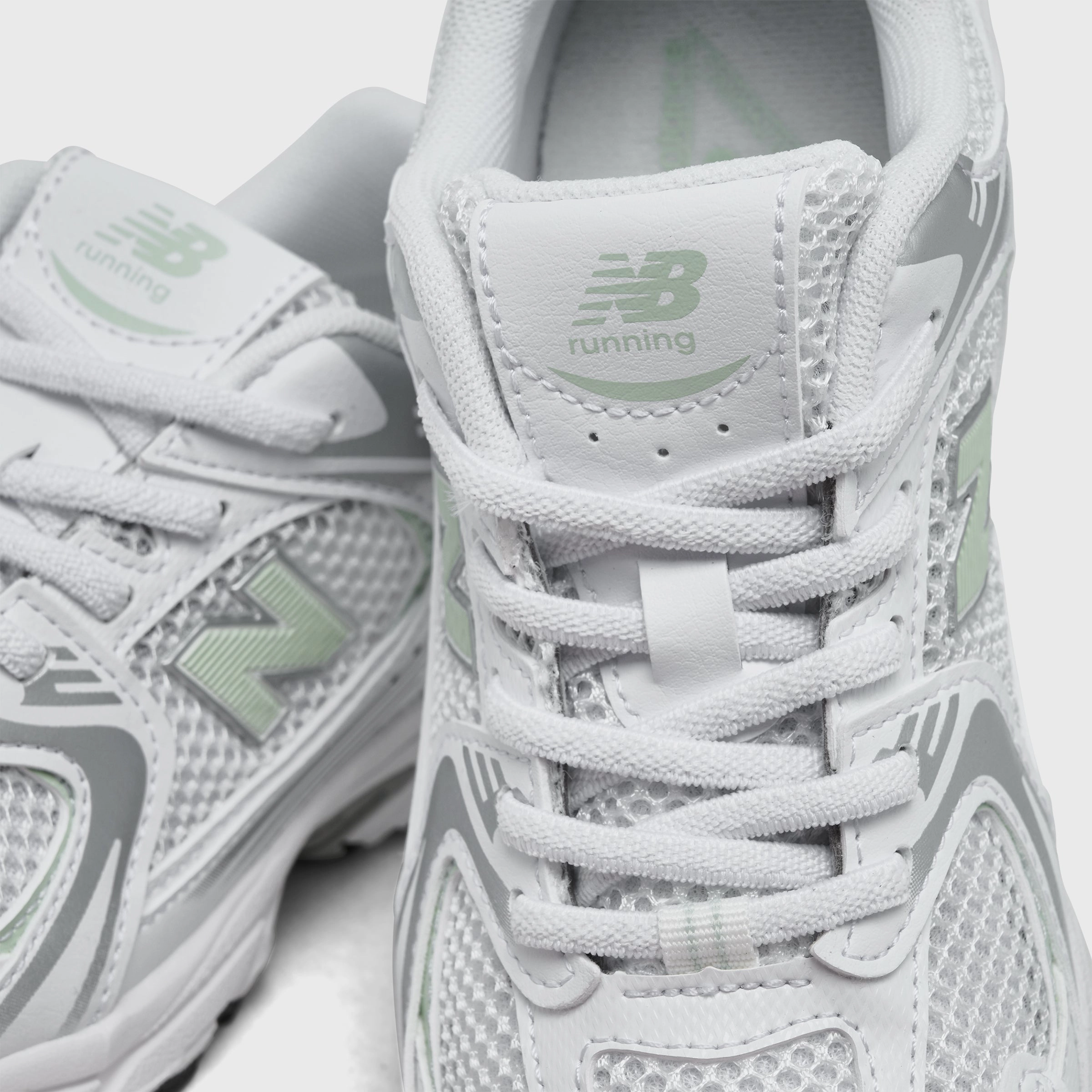 Quality - Assured double - strap shoes New Balance Children's 530 White / Silver