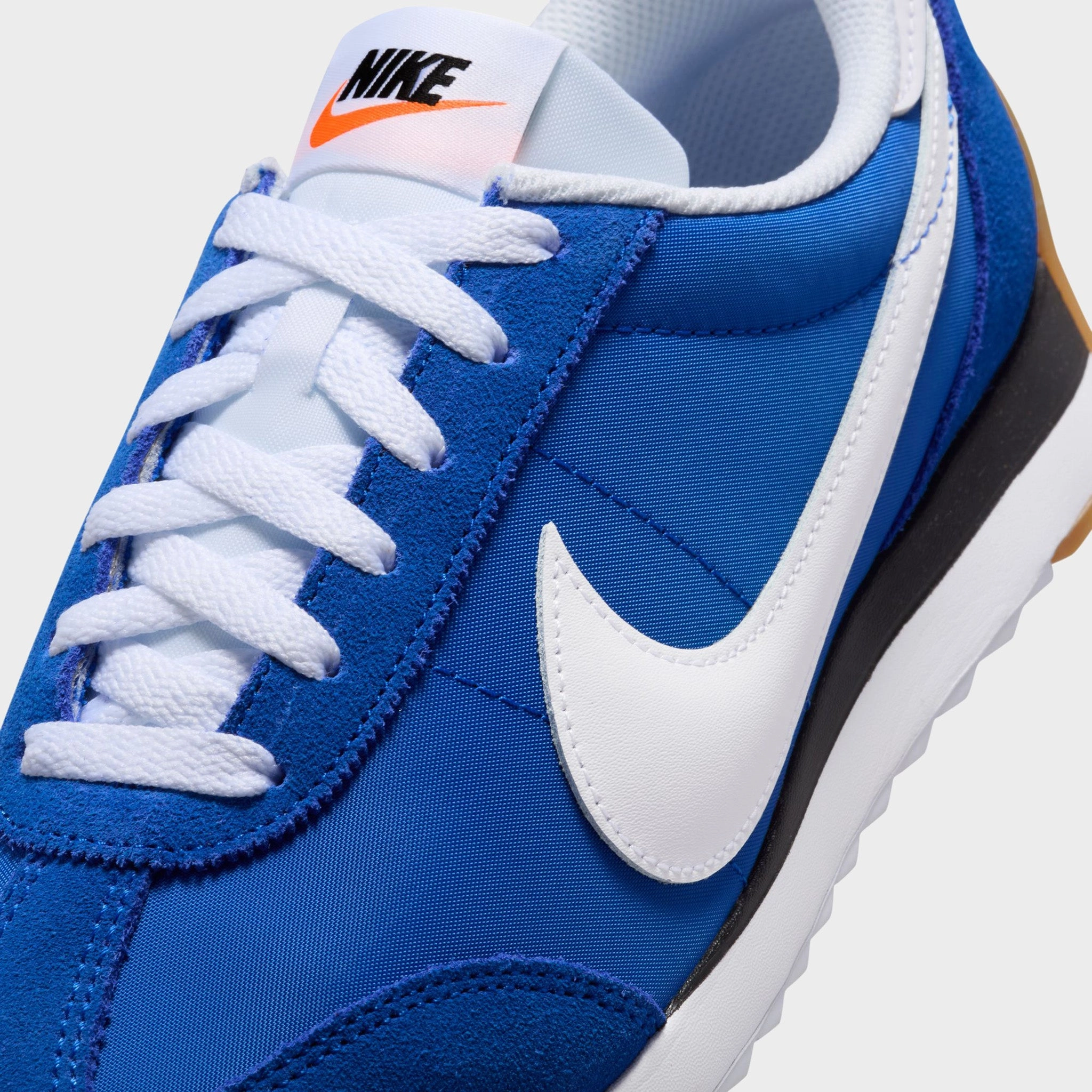 Nike Women's Pacific Game Royal / White - Black Harbor Step