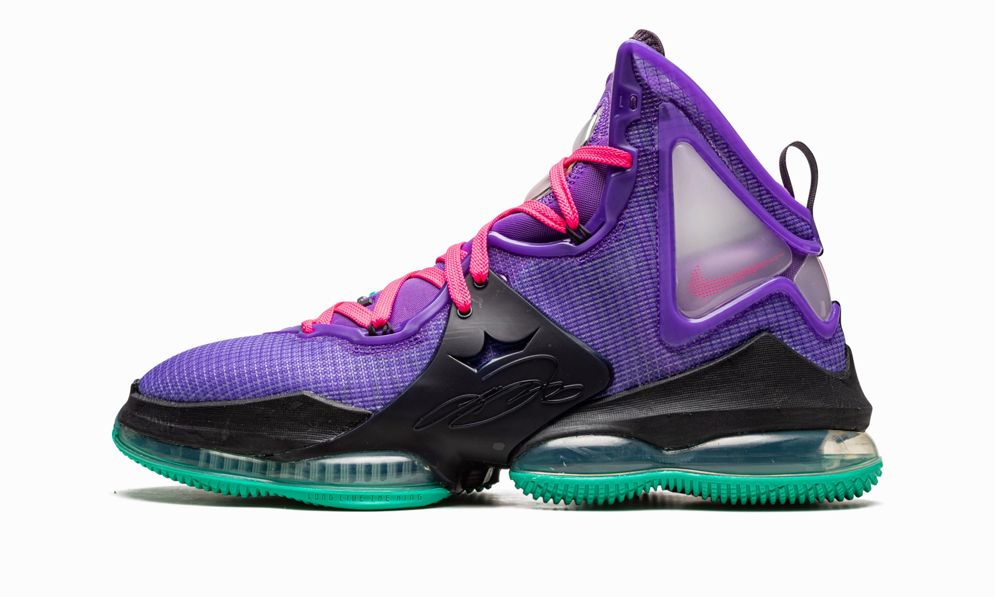 Ultra Light Outsole LeBron 19 "DJ Bron"