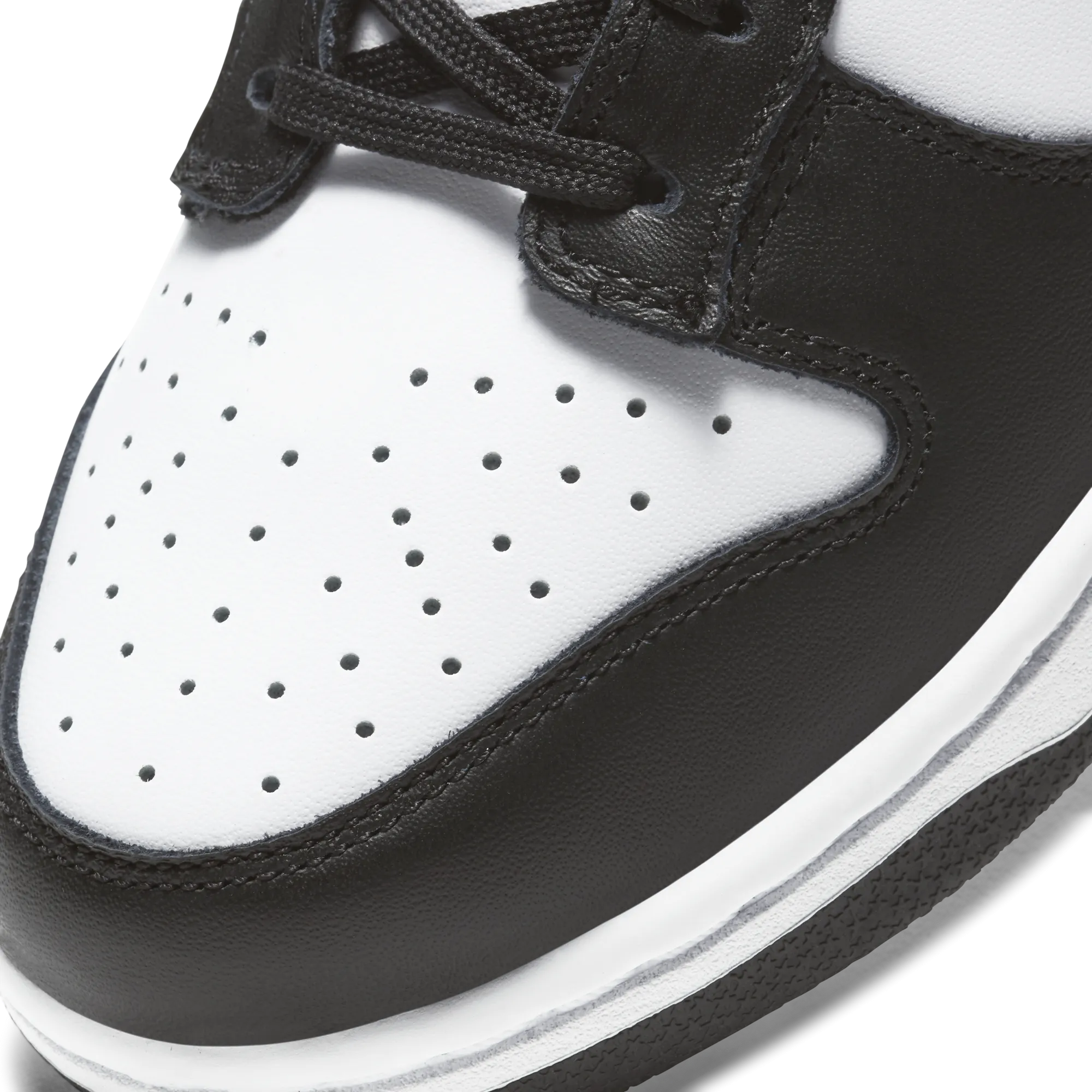 breathable vents Womens Nike Dunk Low 'Panda'
