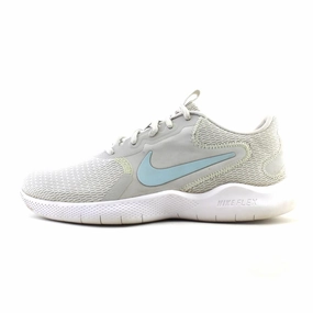 running for coordination shoes running in a volleyball court area shoes NIKE FLEX EXPERIENCE RUN 9