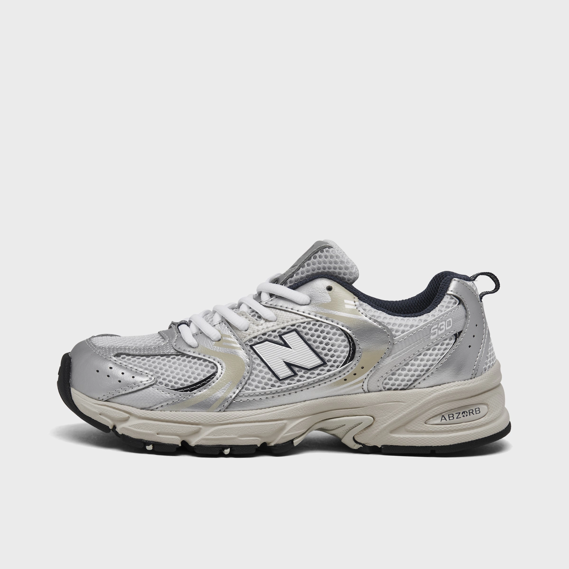running in a coastal area New Balance Juniors' 530 Summer Fog / Nimbus Cloud - NB Navy