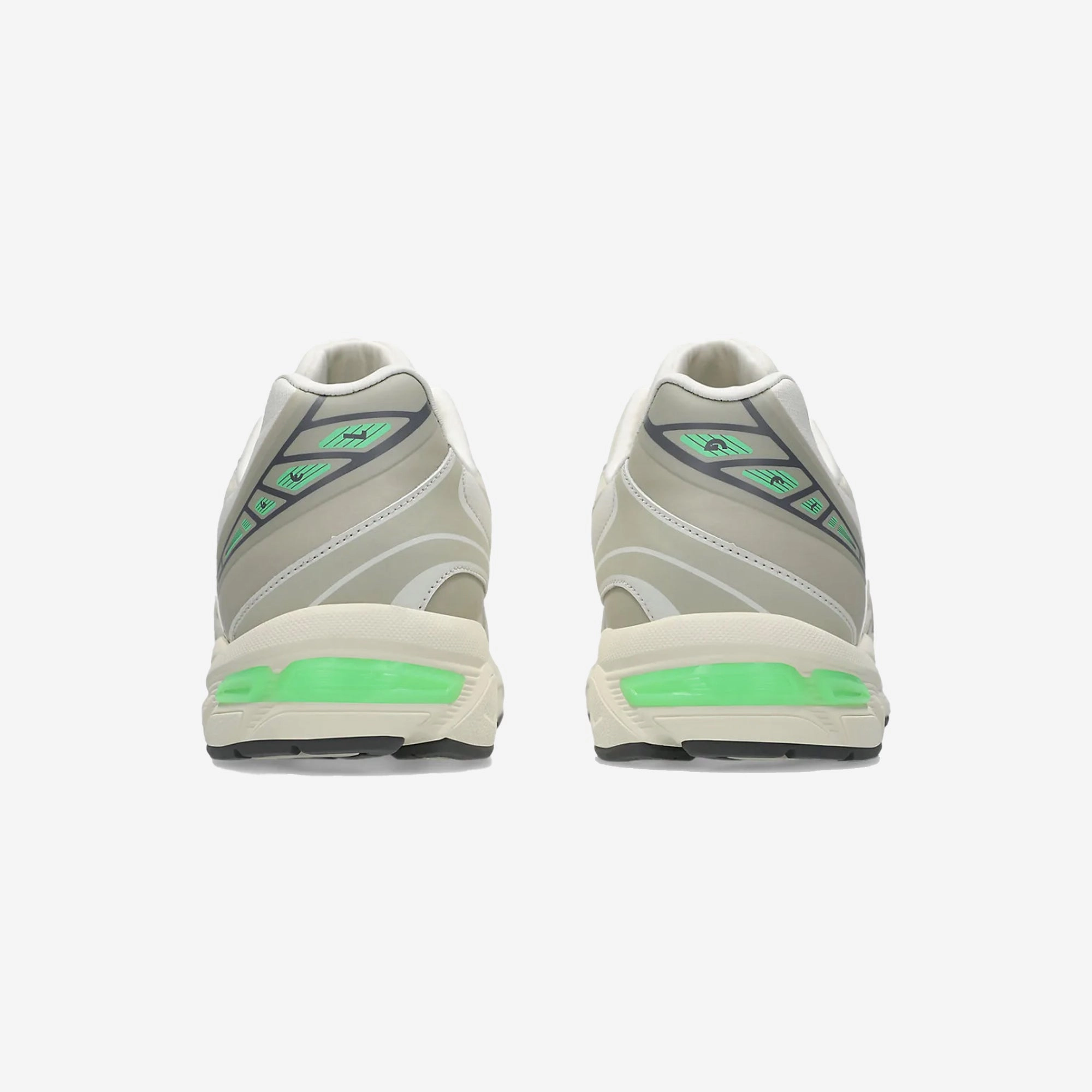 dusk running shoes running in a mountain range shoes ASICS | GEL-1130 NS { CREAM/CARBON