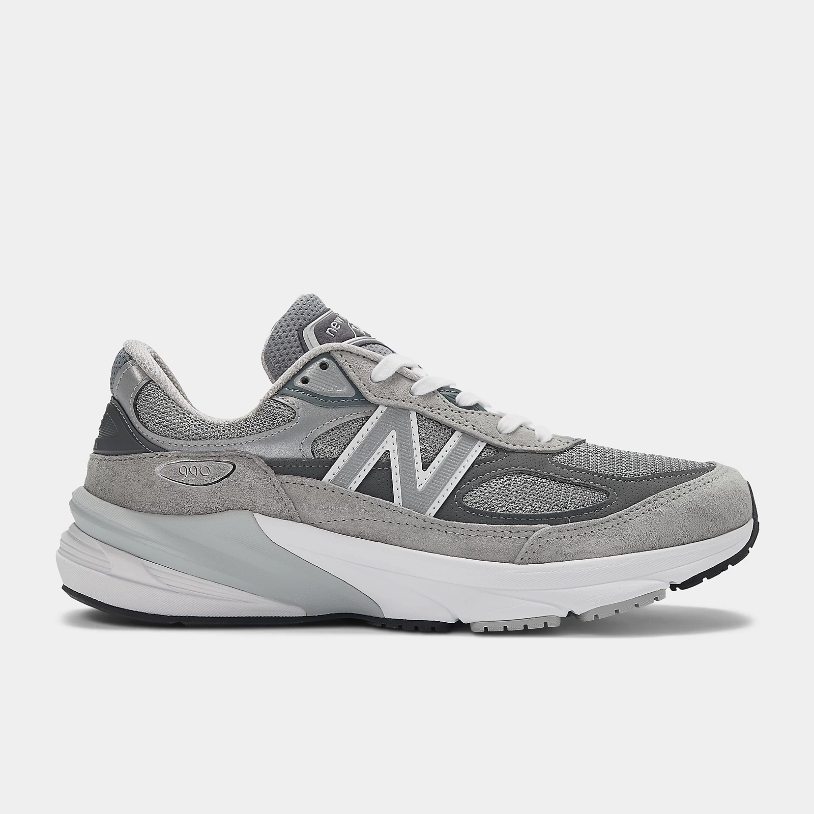 footgear for jogging 990v6